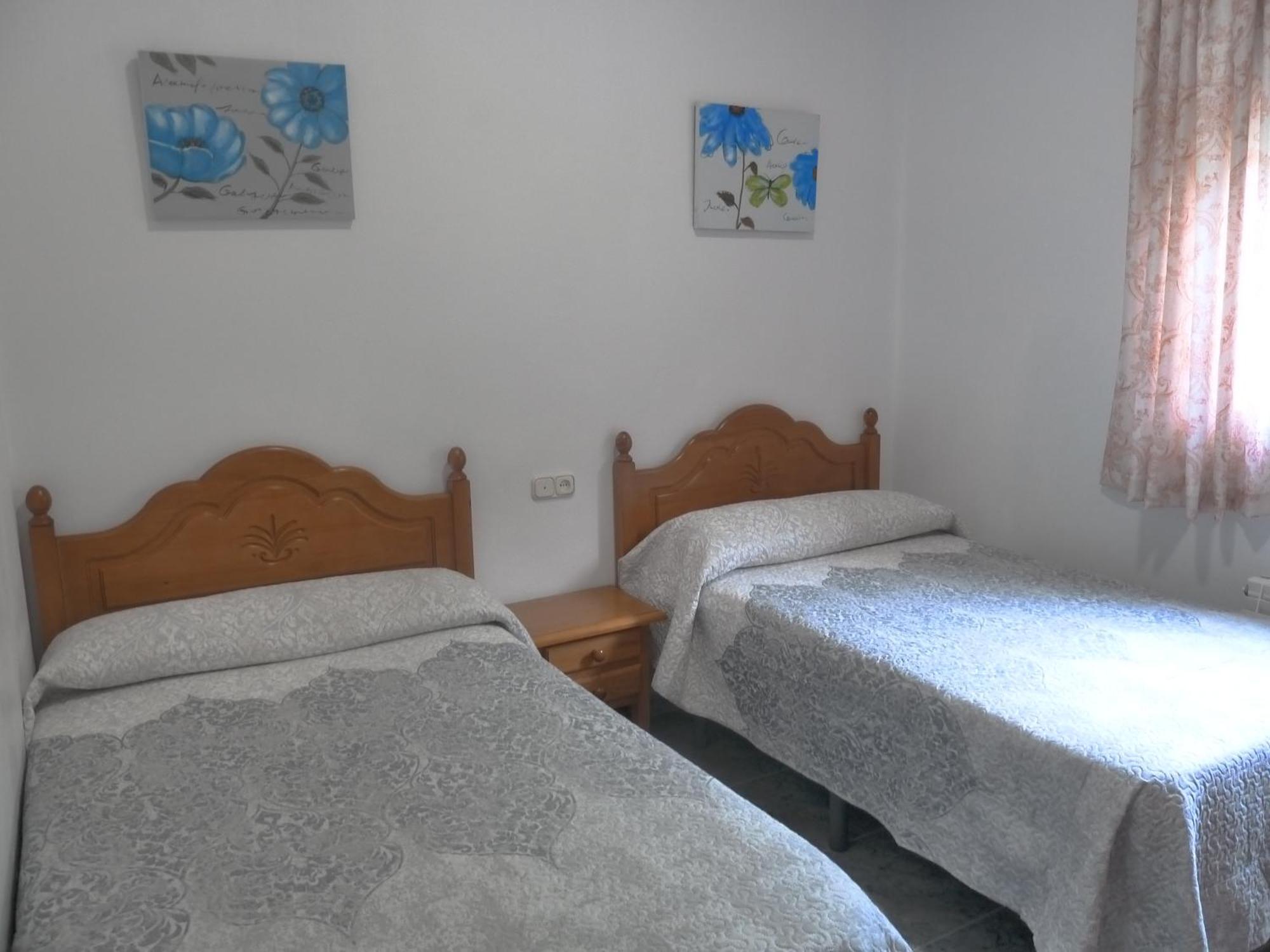 Apartamentos Casa Fermina - A 2 Horas De Las Pistas De Esqui Тревелес Экстерьер фото